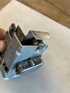 111837015c Vw Front Door Lock Mechanism Left Side Volkswagen Type1 Bug 65-67