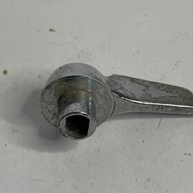 101136503 Wbb Mgb Inside Locking Knob For Pull Out Door Handle Cars Right Hand #2