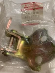 Oem Genuine Lower Hinge Mitsubishi (MB517418) 1989-1995 Magna. Fixed Price $13.85.