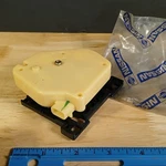 1989 1993 Nissan 300ZX Door Lock Actuator Assembly Rh E-1350 Nos Oem. Fixed Price $67.87.