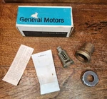 Nos Genuine Gm 3996650 Outside Door Lock Cylinder Oem 1971 Cars. Fixed Price $20.00.