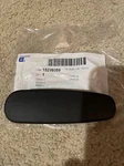 1997-2000-2005 Suv Sliding Door Handle Left Side Gm# 15299359 B20-9 Nos. Fixed Price $20.00.