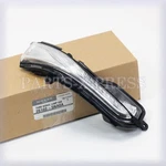 Oem New Genuine Nissan Infiniti QX50 Right Mirror Turn Signal Lamp 26160-5NA0A. Fixed Price $120.36.
