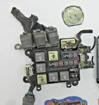 Fuse Box Relay Wire Panel 2.0L Engine Automatic Transmission For 02 Mazda 626. Fixed Price $99.93.