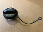 Land Rover Discovery 1 & Fuel Filler Cap New Genuine ESR2872. Fixed Price $12.45.